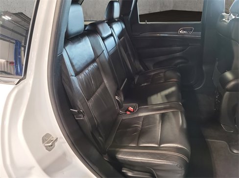 Used 2015 Jeep Grand Cherokee Limited image 36