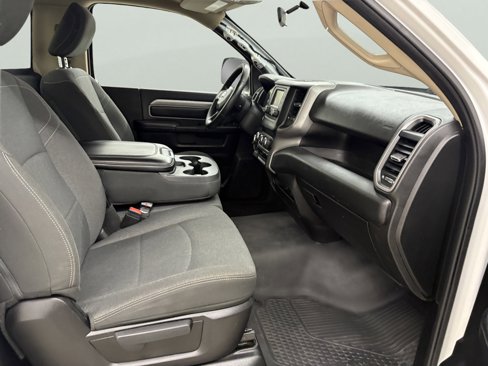 Used 2019 RAM 3500 Tradesman image 16