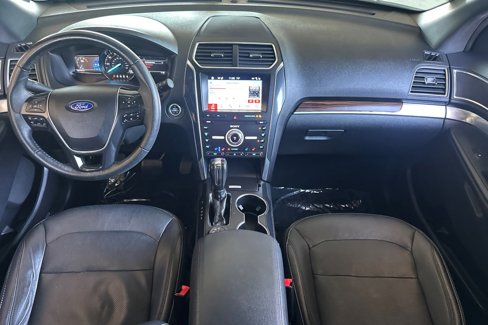 Used 2019 Ford Explorer Limited w/ Class III Trailer Tow Package image 15