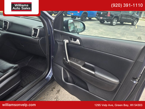 Used 2017 Kia Sportage EX image 15