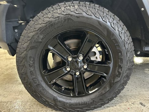 Used 2021 Jeep Wrangler Unlimited Sport image 12