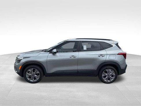 Used 2024 Kia Seltos S image 4