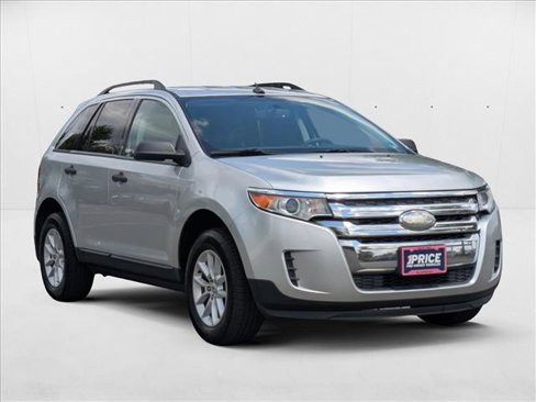 Used 2013 Ford Edge SE image 3