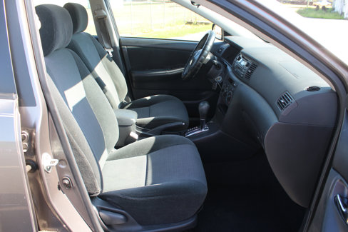 Used 2004 Toyota Corolla CE image 39