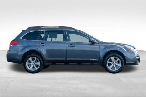 Used 2014 Subaru Outback 2.5i Premium image 8