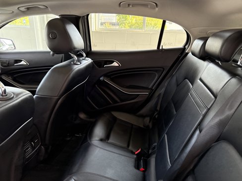 Used 2015 Mercedes-Benz GLA 250 4MATIC image 30