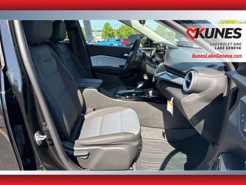 New 2025 Chevrolet Trax LT w/ Driver Confidence Package image 20