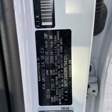 Used 2024 Kia Forte LXS image 26