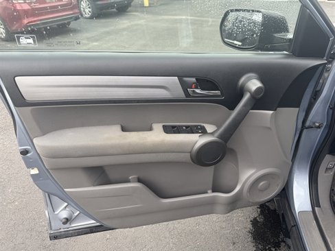 Used 2010 Honda CR-V LX image 6