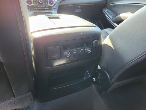 Used 2019 Chevrolet Tahoe LT image 15