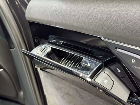 Used 2014 Audi A8 L TDI w/ Premium Package image 44