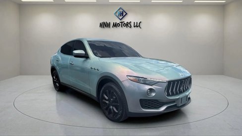 Used 2017 Maserati Levante image 7