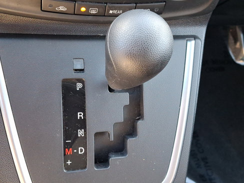 Used 2015 MAZDA MAZDA5 Sport image 16