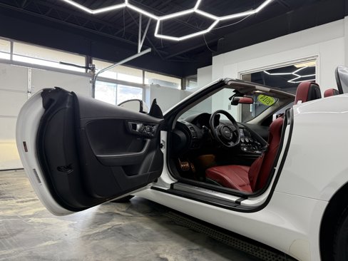 Used 2014 Jaguar F-TYPE S image 10