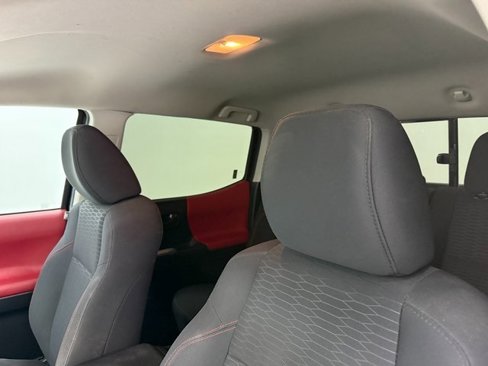 Used 2017 Toyota Tacoma SR5 image 23