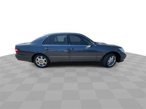 Used 2005 Lexus LS 430 image 9