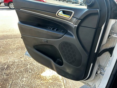 Used 2014 Jeep Grand Cherokee Limited image 27