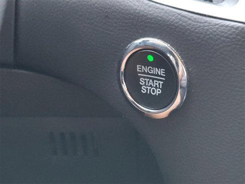 Used 2021 Ford Edge SEL image 16