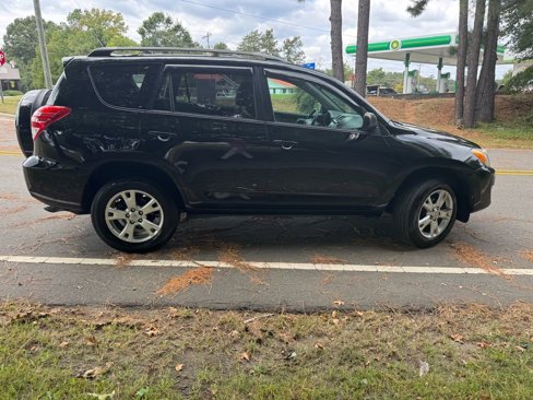 Used 2011 Toyota RAV4 2WD image 6