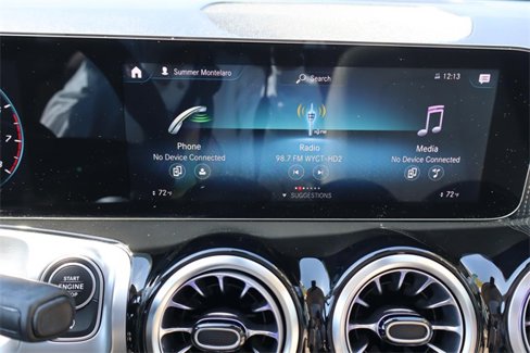 Certified 2022 Mercedes-Benz GLB 250 image 13