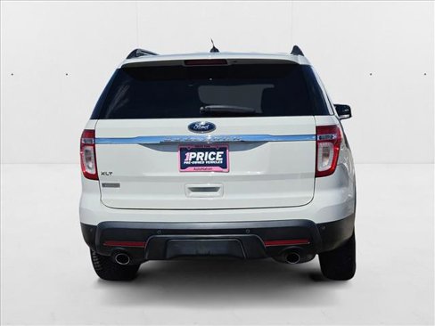 Used 2012 Ford Explorer XLT w/ Class III Trailer Tow Pkg image 6
