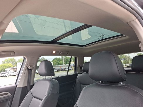 Used 2019 Volkswagen Atlas SEL R-Line image 38
