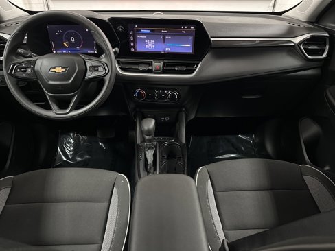 Used 2024 Chevrolet TrailBlazer LS image 23