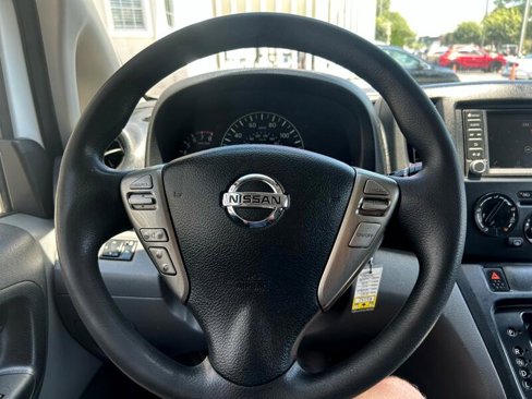 Used 2021 Nissan NV200 SV w/ Back Door Glass Package image 11