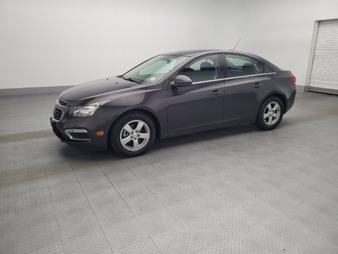 Used 2016 Chevrolet Cruze LT image 2