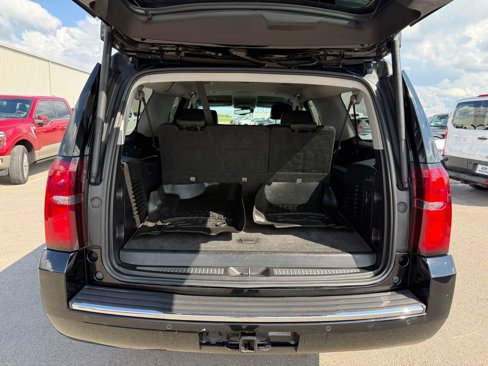 Used 2018 Chevrolet Suburban Premier image 36