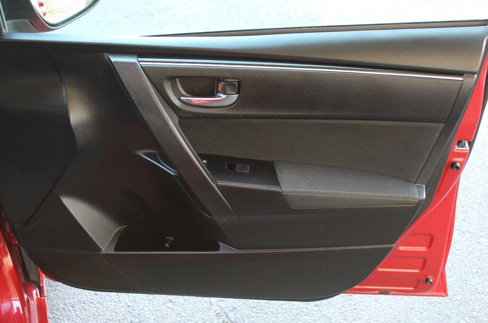 Used 2018 Toyota Corolla L image 10