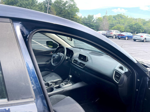 Used 2014 MAZDA MAZDA3 i SV image 35