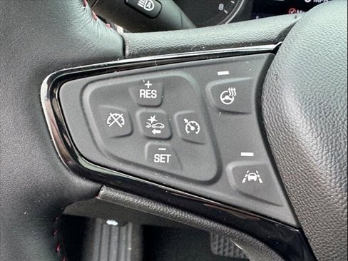 Used 2022 Chevrolet Equinox RS w/ RS Leather Package image 11