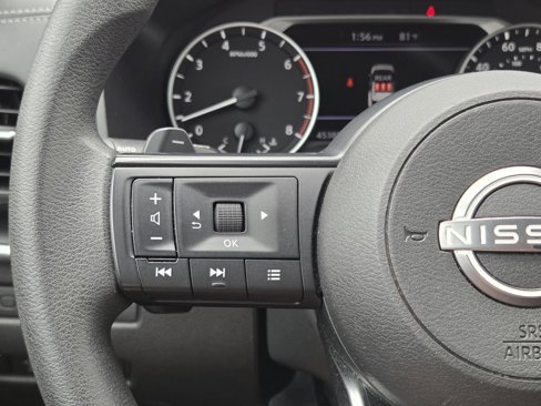Used 2023 Nissan Rogue S image 22