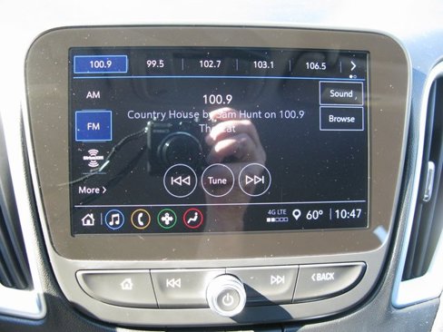 Used 2024 Chevrolet Malibu LT image 17