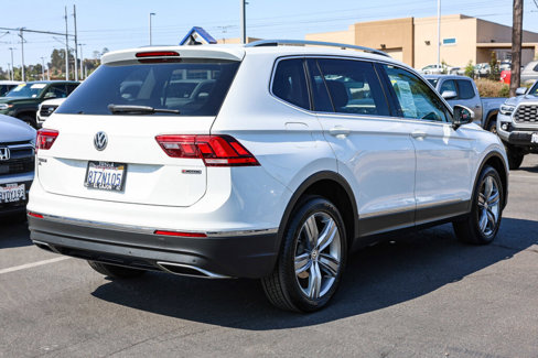 Used 2021 Volkswagen Tiguan SEL w/ 3rd Row Seat Package image 25