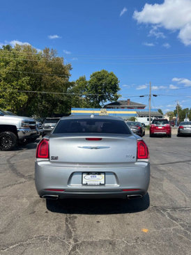 Used 2015 Chrysler 300 S image 7