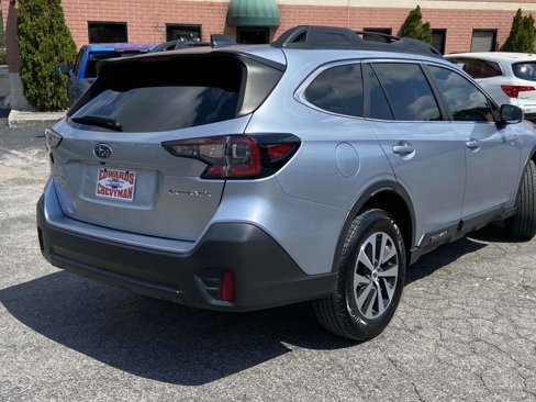 Used 2022 Subaru Outback Premium image 24