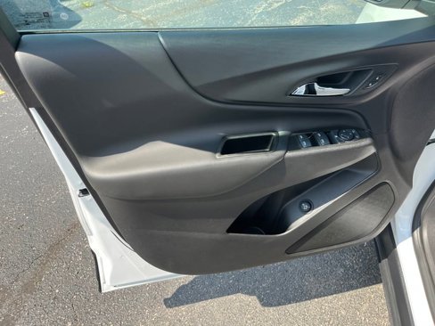 Used 2024 Chevrolet Equinox LT image 19