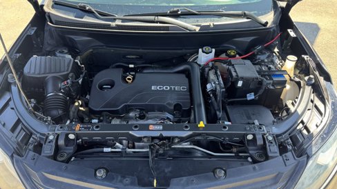 Used 2018 Chevrolet Equinox LS image 9