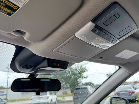 Used 2021 Nissan Rogue SV image 18