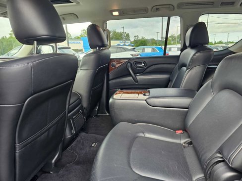 Used 2019 INFINITI QX80 Luxe image 19