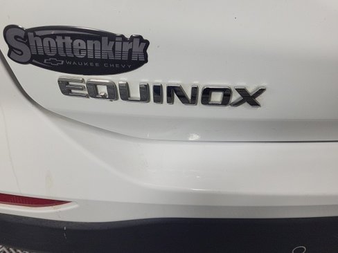 Used 2024 Chevrolet Equinox LT image 11