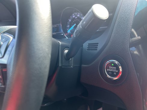 Used 2019 Ford Explorer XLT w/ Equipment Group 202A image 27