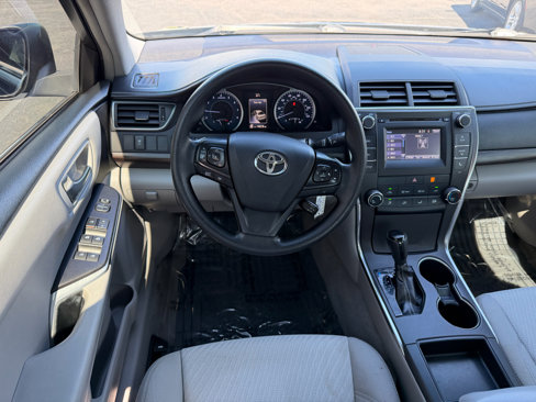 Used 2016 Toyota Camry LE image 14
