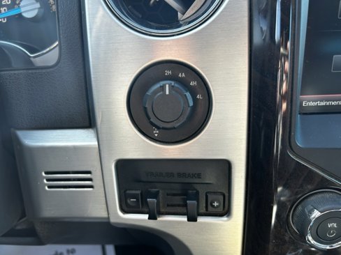 Used 2014 Ford F150 Platinum image 25