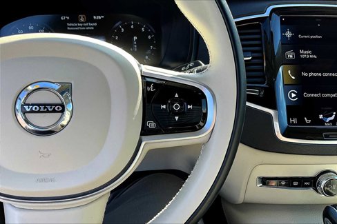 Used 2021 Volvo XC90 T5 Momentum w/ Advanced Package image 23