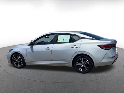Used 2021 Nissan Sentra SV image 11
