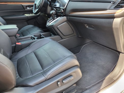 Used 2017 Honda CR-V Touring image 16