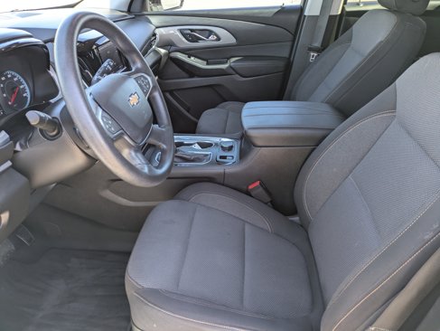 Used 2021 Chevrolet Traverse LS image 26